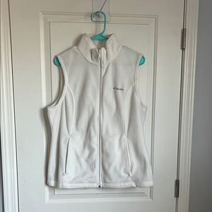 Columbia Ivory Sleeveless Fleece Vest